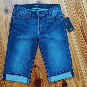 Hudson Amelia Cuffed Knee Short Size 26 NWT